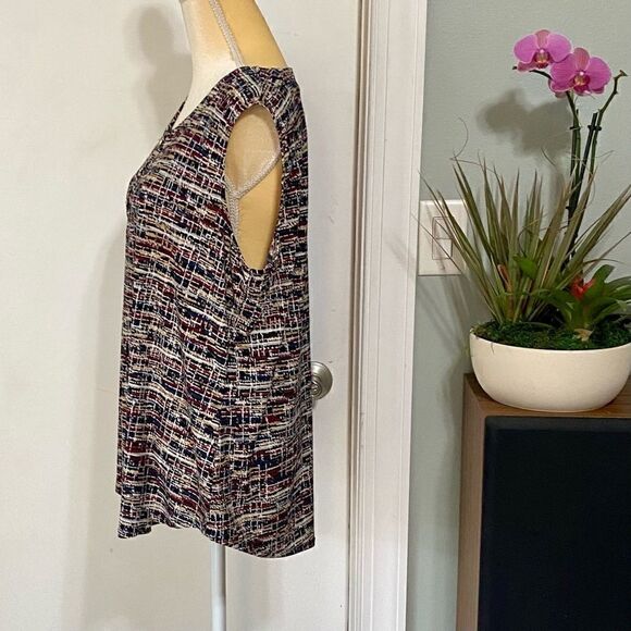 Jones Studio 1X Sleeveless Multi Button Front Top - Picture 5 of 9